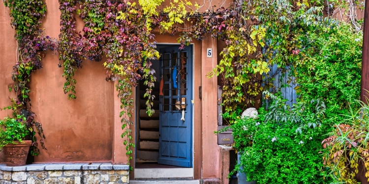 Simbolizem vrat: Vrata – pogum za preseganje omejitev 1 foto pixabay.com