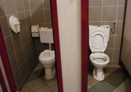 wc m