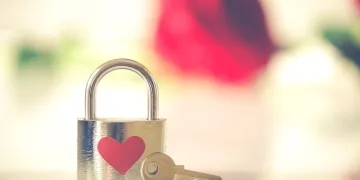 Ljubezen je podobna bumerangu: Če jo pošiljaš v svet, se bo vrnila k tebi 5 Nietjuh / Pixabay