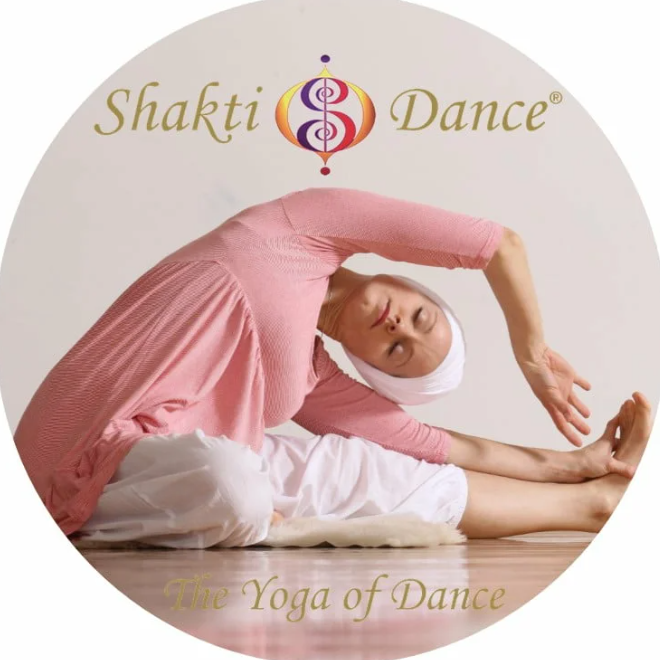 Čista Esenca Joge Plesa - Shakti Dance s Sat Pavan Kaur 7