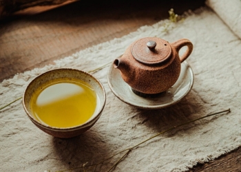 caji kot naravna alternativa kavi pri izgorelosti