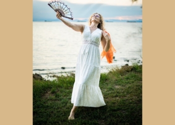 Zakaj smo ženske ujete v občutek "NISEM DOVOLJ DOBRA"