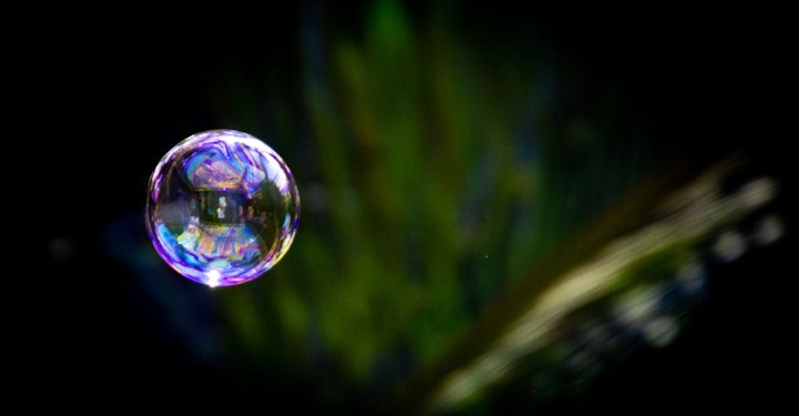 Kanalizirano sporočilo iz akaških zapisov, 22. 9. 2025: Seznam prioritet 1 foto pexels.com