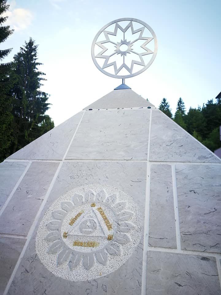 Praznovanje Vesaka, zvočna kopel in meditacija